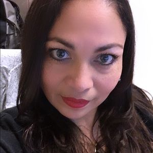 Meet your Posher, Roberta